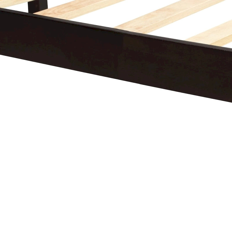 Struttura letto matrimoniale queen size con testiera e supporto a doghe in legno