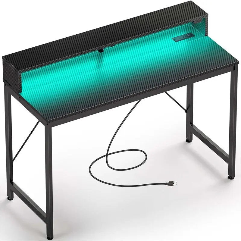 Scrivania da computer da 39 pollici con luci LED e ciabatta integrata
