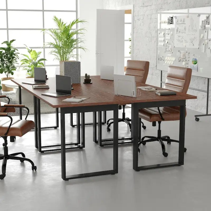 Tavolo da Conferenza con Piano in Laminato e Base a U in Acciaio